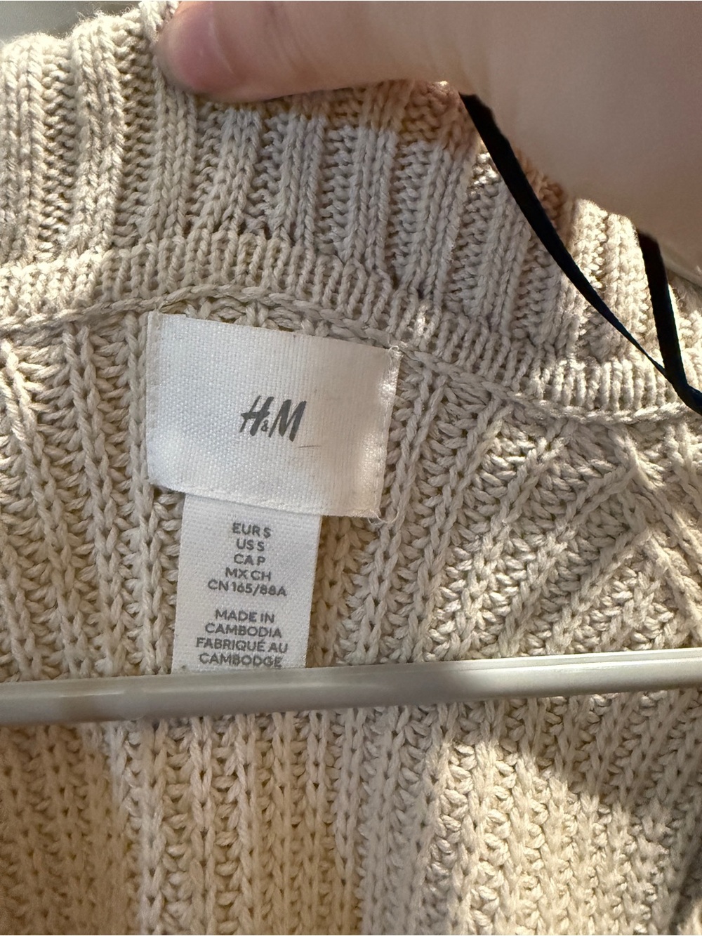 H&M Cream and Black Striped V-Neck Collared Sweater - Picture 2 of 2